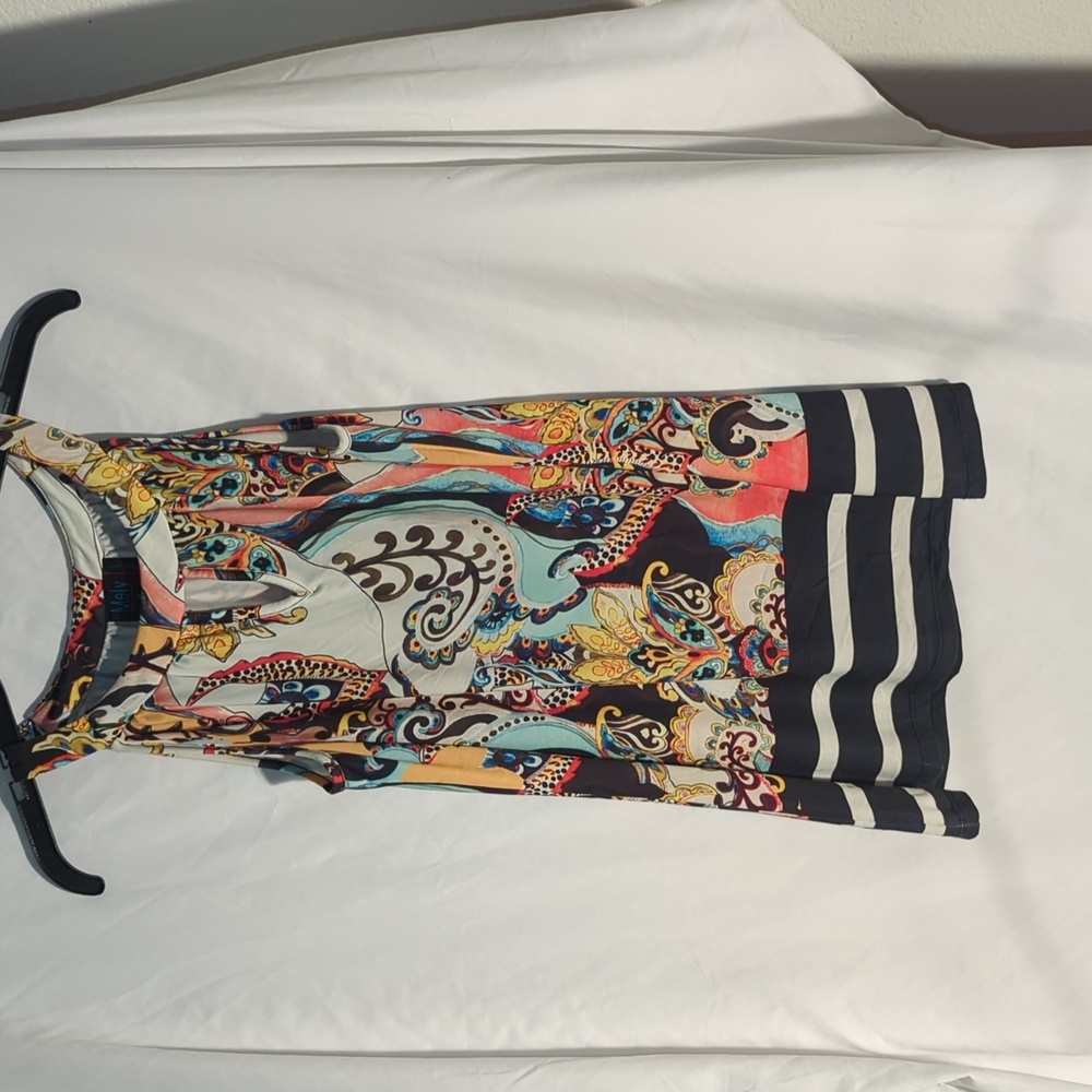MELLY Colorful Sleeveless Patterned Top M